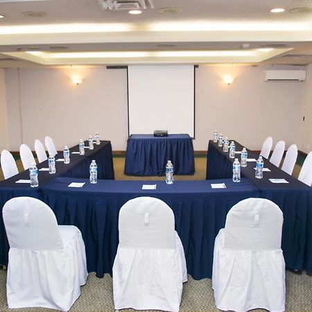 Istay Hotel Ciudad Juárez Extérieur photo Meeting room