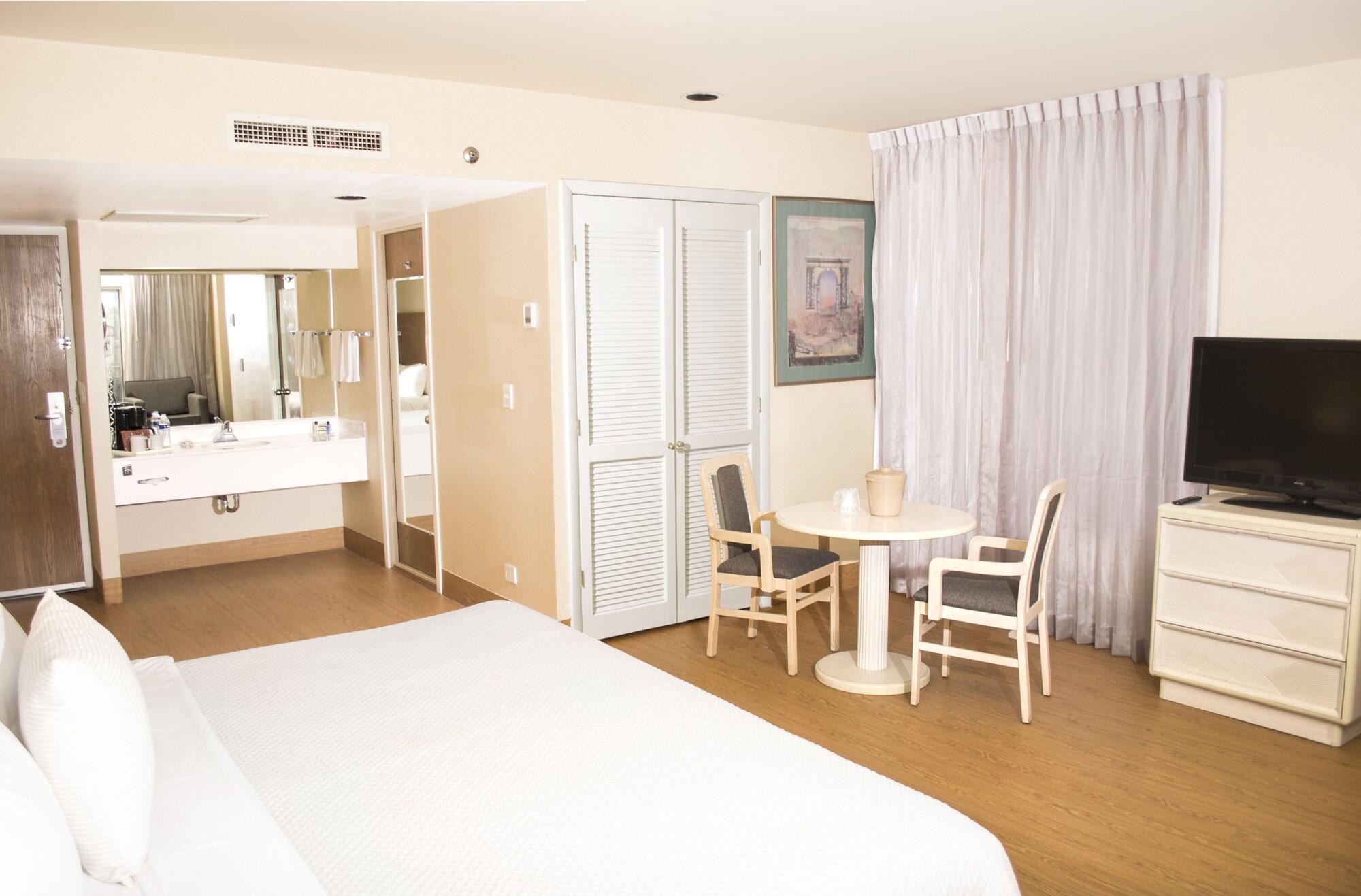 Istay Hotel Ciudad Juárez Extérieur photo A typical room at the hotel