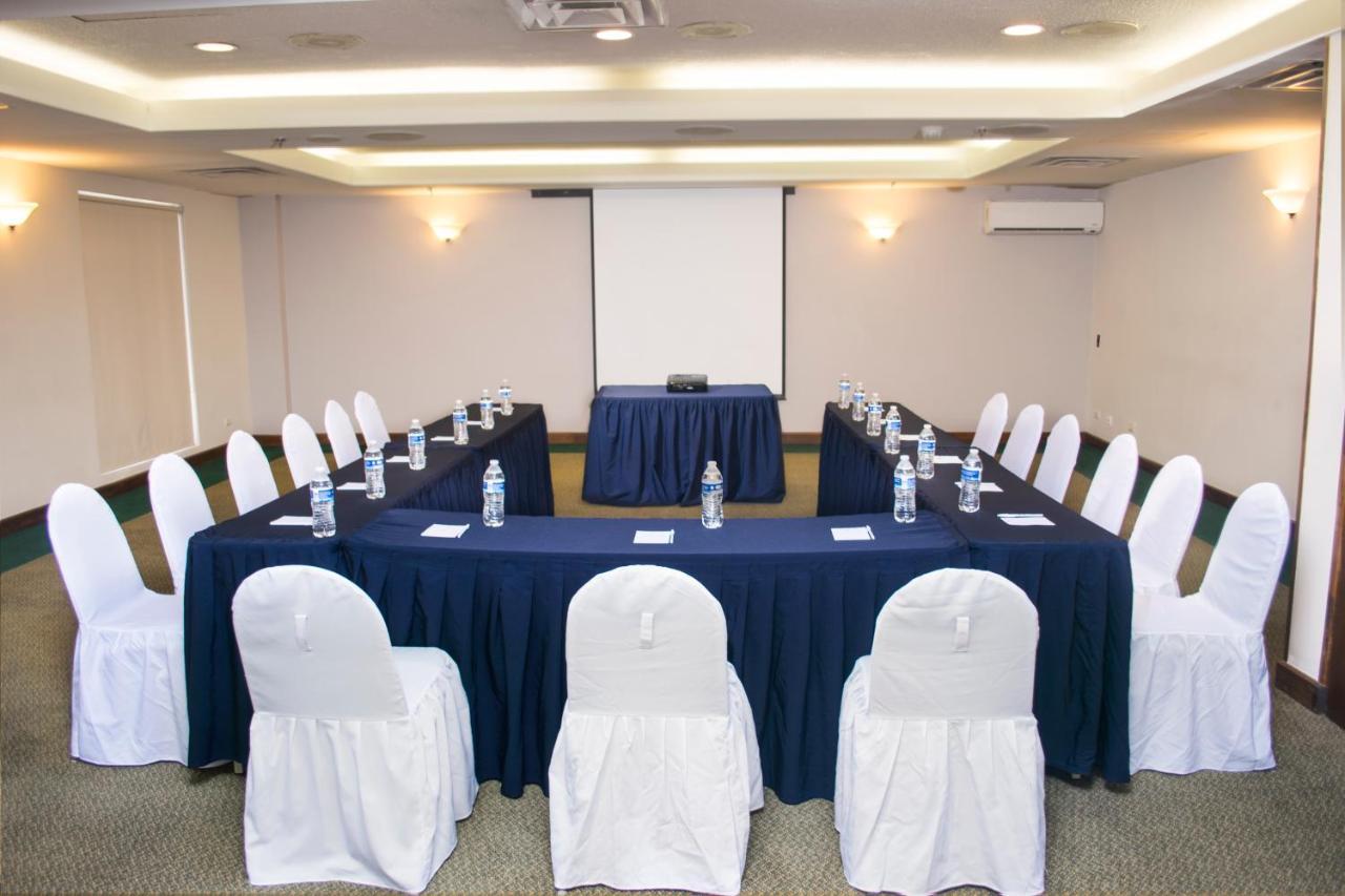 Istay Hotel Ciudad Juárez Extérieur photo Meeting room